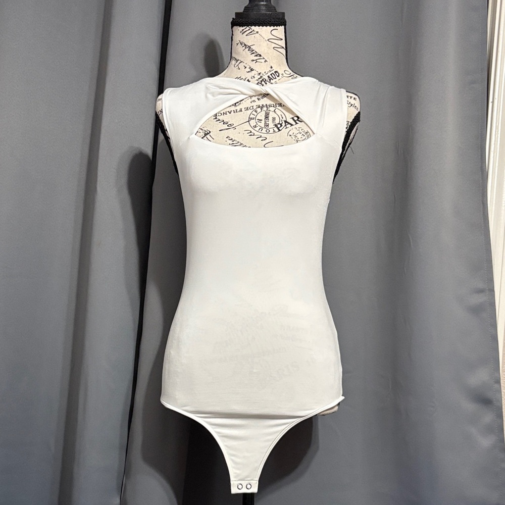 Express White Sleeveless Twist-Neck Bodysuit